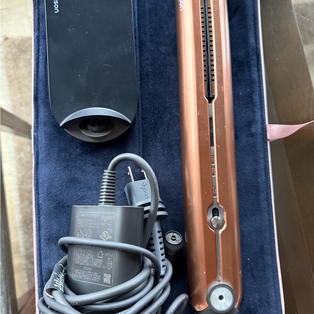 Dyson Corrale Straightener Copper. SOLD